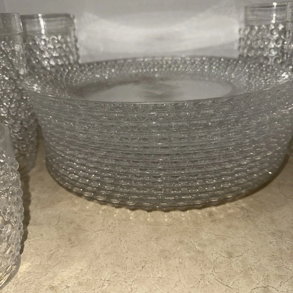 Vtg Acrylic Plastic Dinner Plates And Cups‎ , Hobnail Design , Lot Of 42, Picnic
